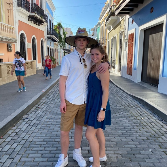 Meet your Posher, Logan - Picture 1 of 1